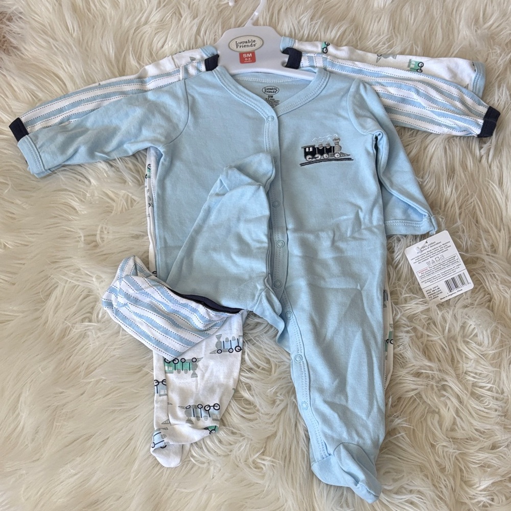 Loveable Friends 3 piece Footie set